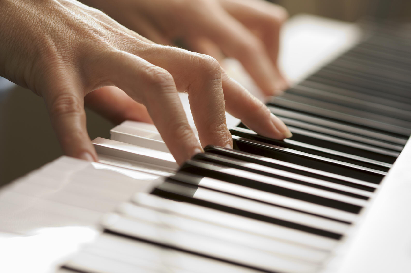 Khóa Học Đàn Piano Đệm Hát
