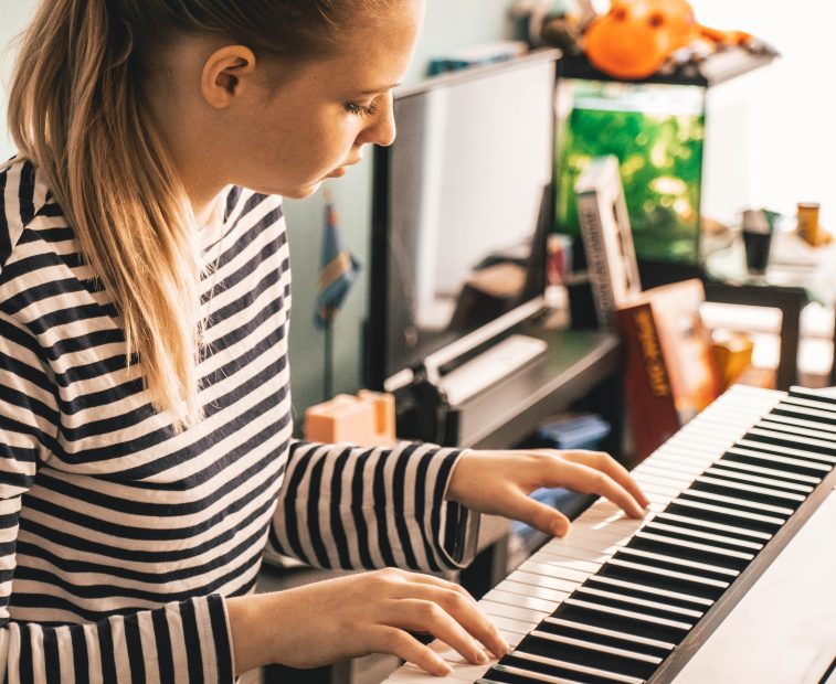 khóa học đàn piano cho người mới bắt đầu