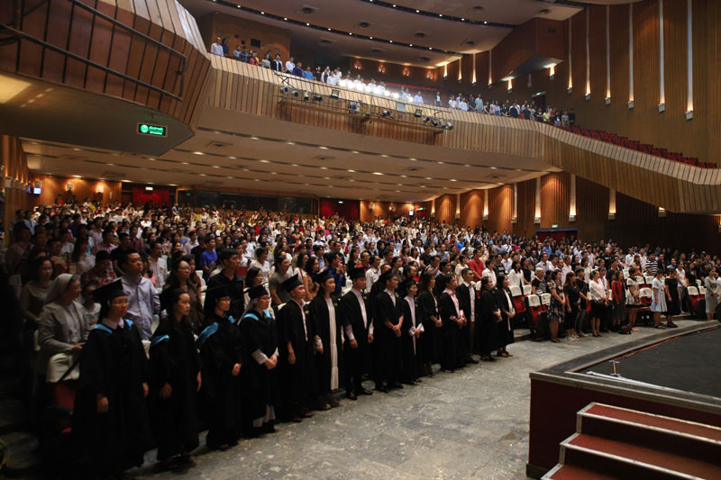 anh-lcm-tai-hcm-6 LCM hiện đang là một trong những chứng chỉ âm nhạc có giá trị trên toàn thế giới, do trường London College of Music cung cấp và được được Văn phòng Quản Lý Trình độ và Khảo Thí Quốc Gia Anh công nhận và đảm bảo