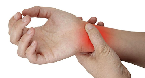 Đau cổ tay khi chơi guitar, chớ xem thường 1