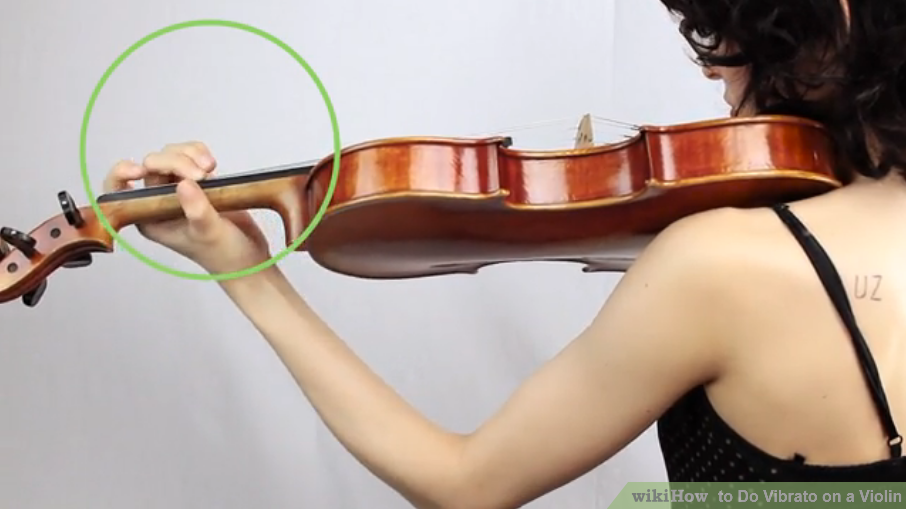 Sau đó hãy cầm đàn violon một cách thoải mái