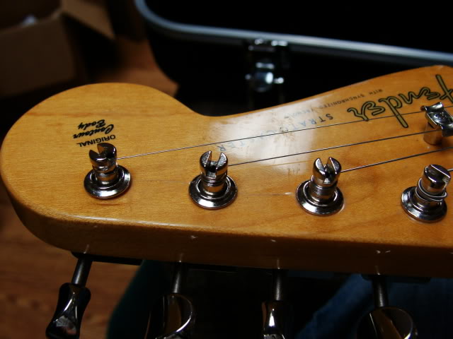 GUITAR có âm thanh bị RÈ và nhiều TẠP ÂM GUITAR có âm thanh bị RÈ và nhiều TẠP ÂM