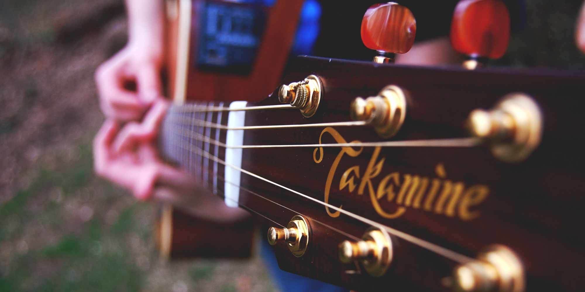 guitar-takamine