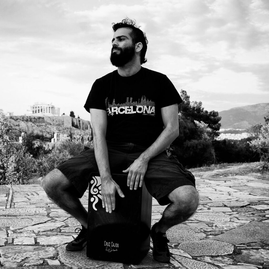 Hướng dẫn tự học đánh trống Cajon