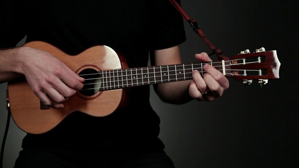 Khóa học đàn Ukulele giá rẻ
