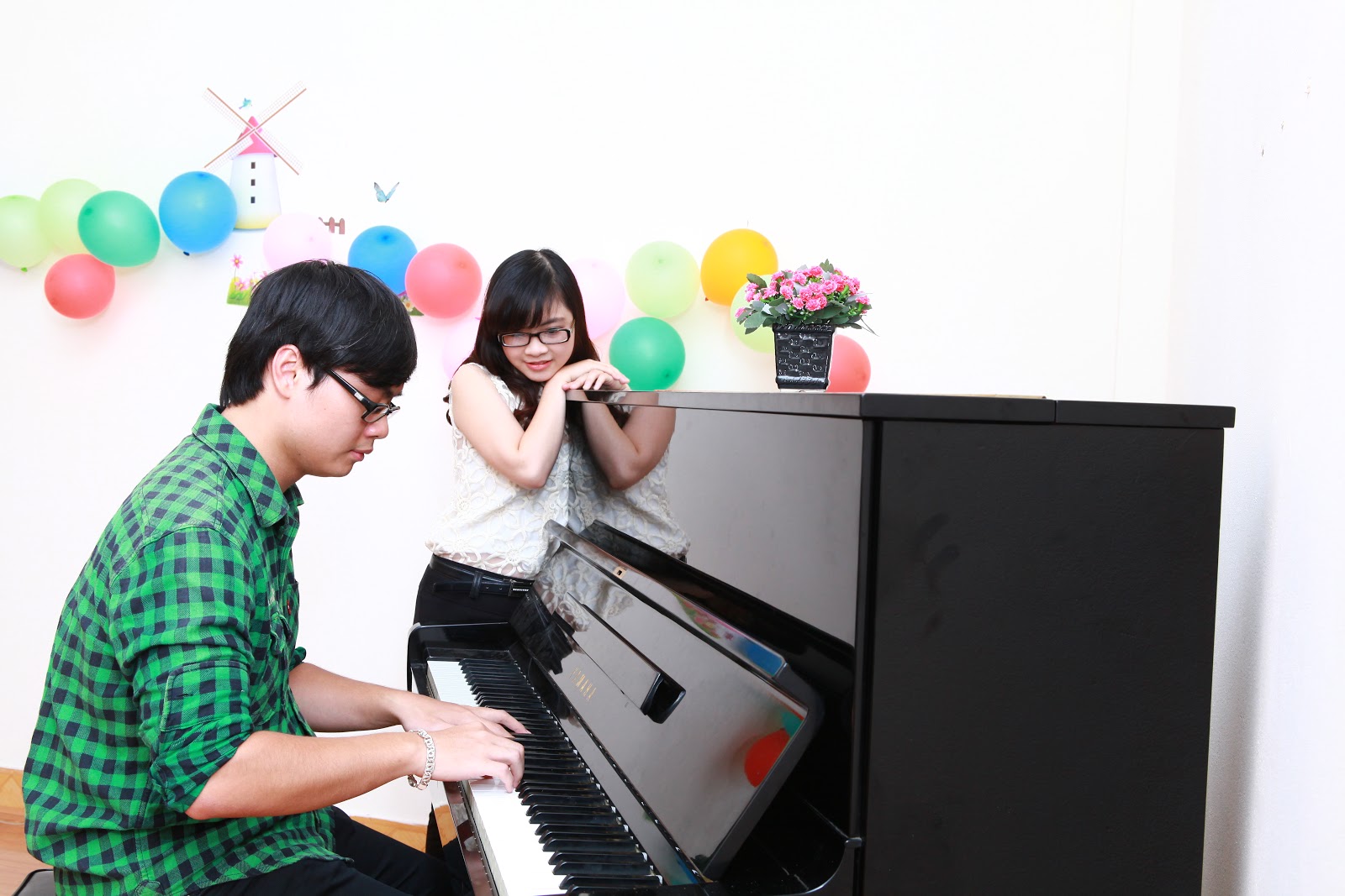 Kiến thức cơ bản để bắt đầu học đàn PIANO Kiến thức cơ bản để bắt đầu học đàn PIANO