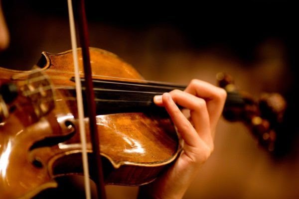 Cách đánh dấu vị trí ấn ngón cho đàn Violin